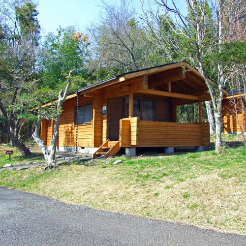 Hakone Garden Cottage West Exterior